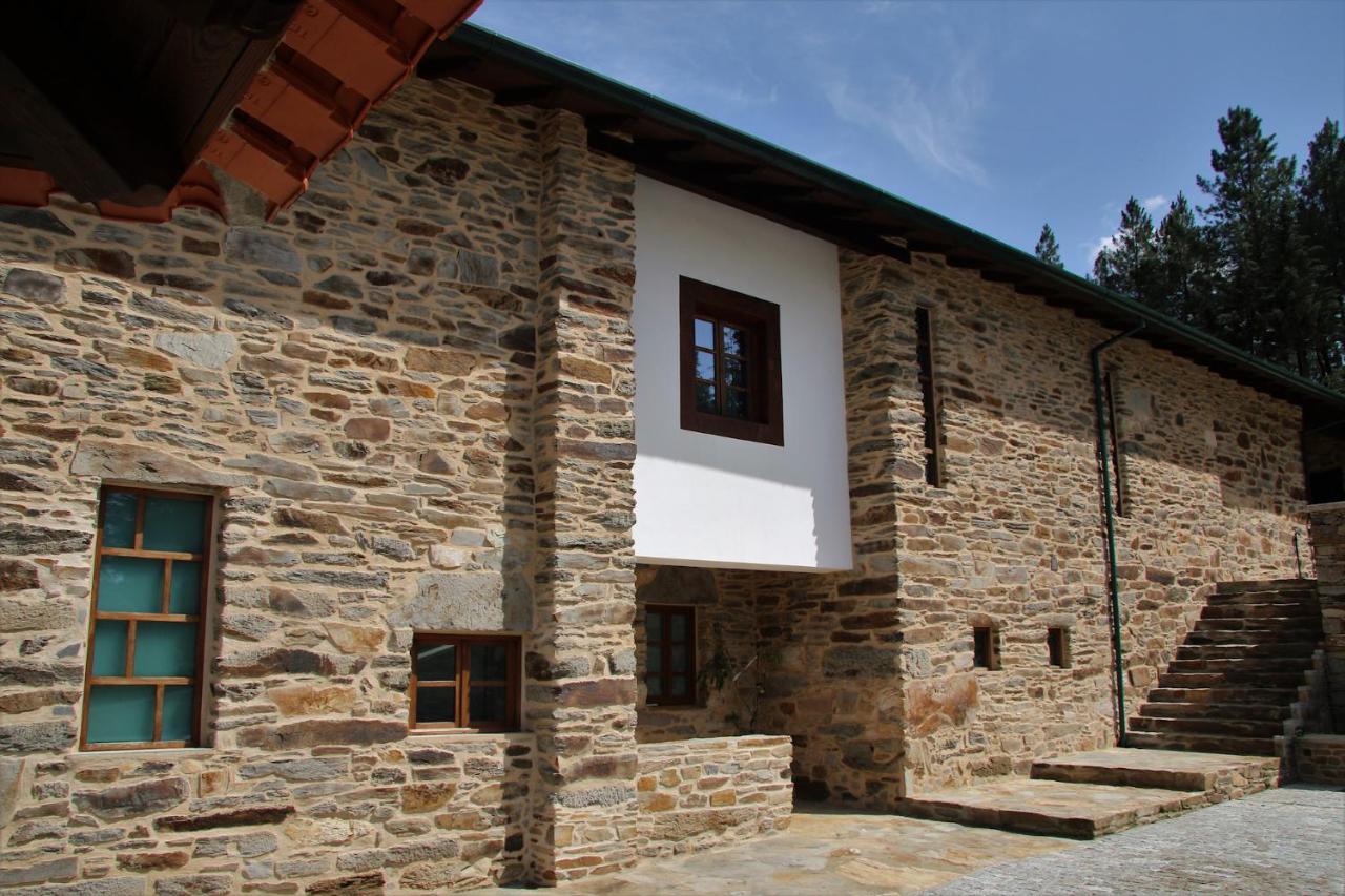 Bed and Breakfast O Casario Mirandela Esterno foto