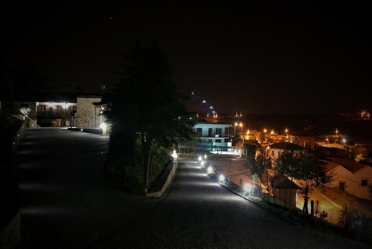 Bed and Breakfast O Casario Mirandela Esterno foto