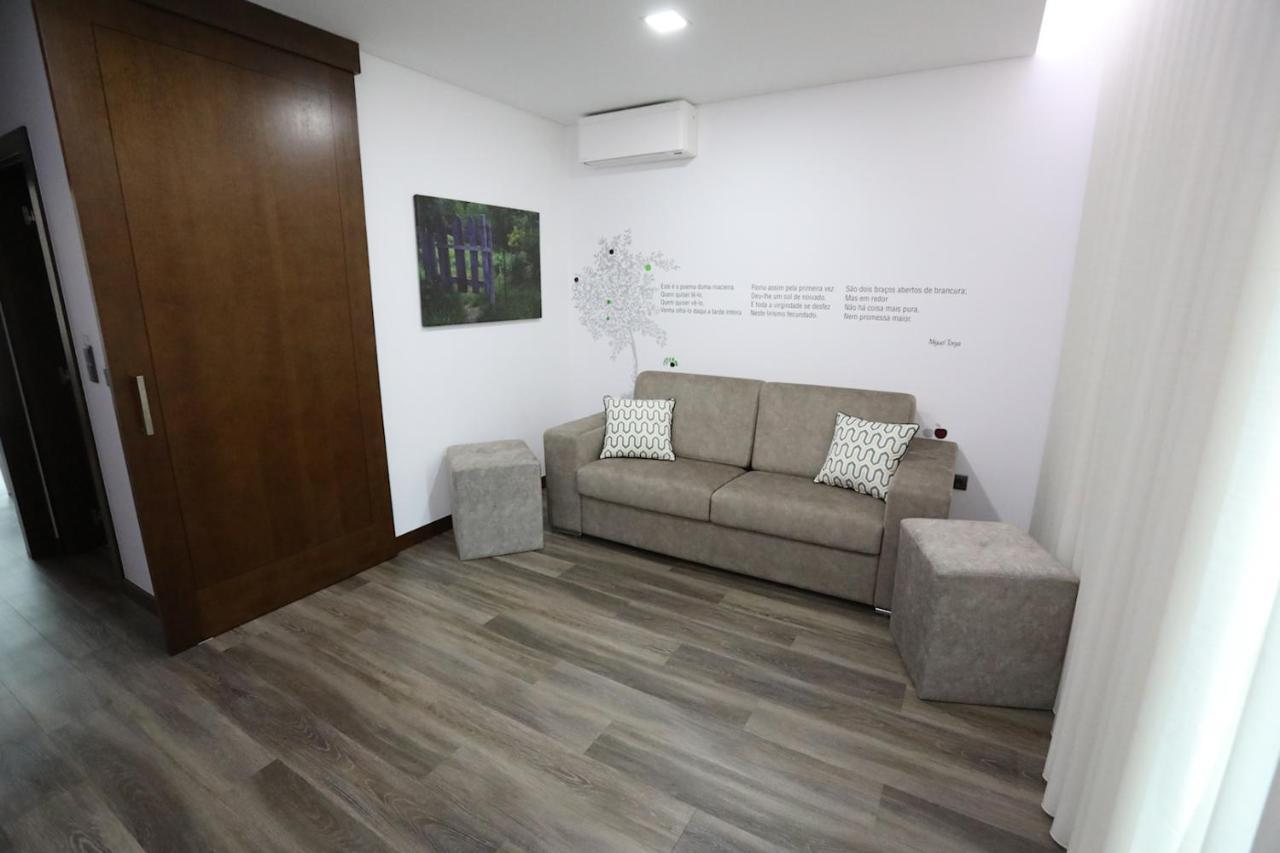 Bed and Breakfast O Casario Mirandela Esterno foto