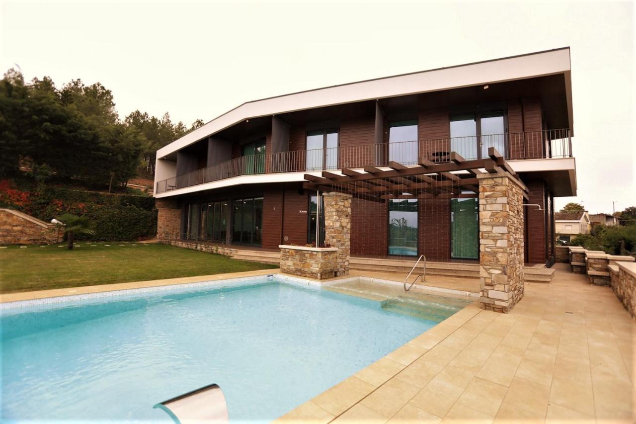 Bed and Breakfast O Casario Mirandela Esterno foto
