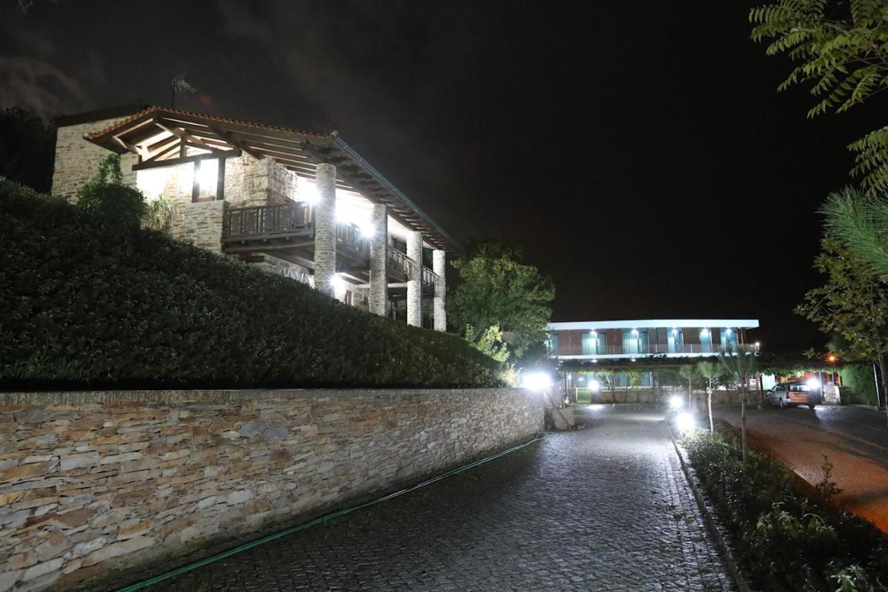 Bed and Breakfast O Casario Mirandela Esterno foto